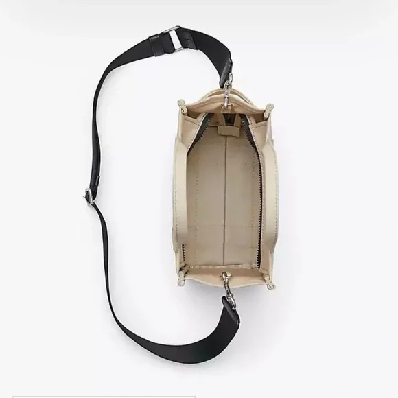 Marc Jacobs Canvas The Tote Bag - Medium - Picture 5 of 17